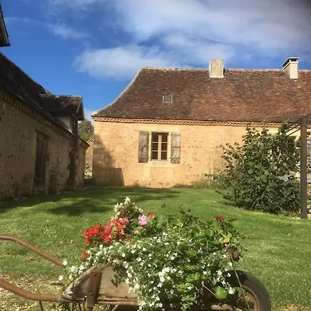 Perigourdine Du 18ieme Siecle Renovee Avec Soin Holiday home